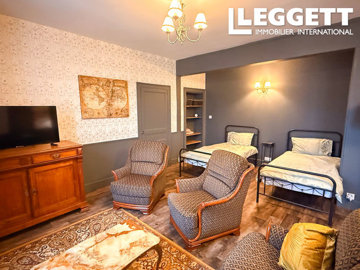 ahr0chm6ly9jzg4uagvzdglhlmltbw8vaw1hz2uvvevom