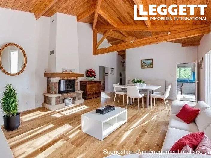 Image No.3-6 Bed House for sale