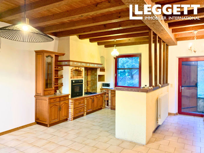 Image No.6-4 Bed House for sale