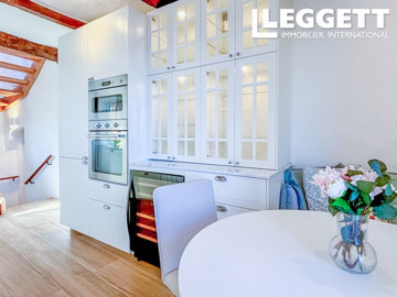 ahr0chm6ly9jzg4uagvzdglhlmltbw8vaw1hz2uvvevom