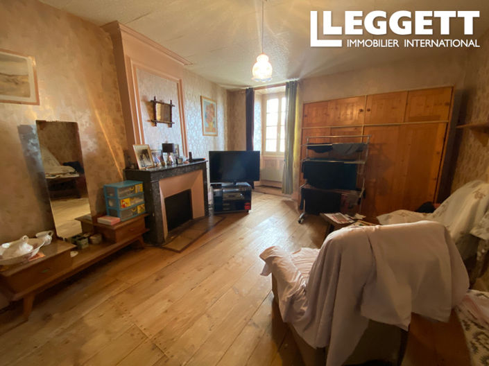 Image No.9-5 Bed House for sale