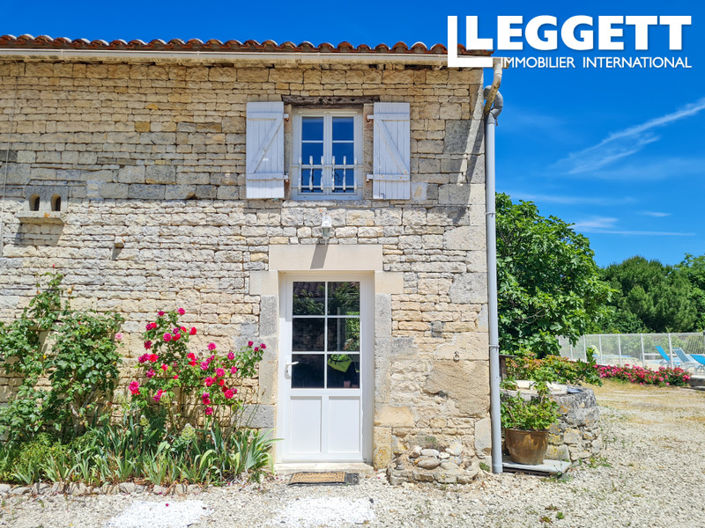 Image No.8-Commercial de 10 chambres à vendre à Louzignac