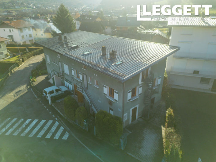 Image No.10-6 Bed Apartment for sale