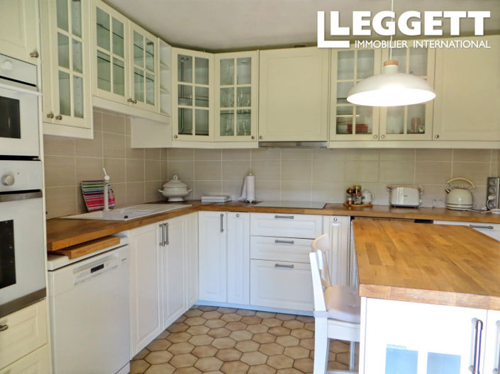 Image No.3-3 Bed House for sale