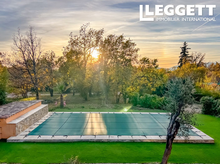 Image No.6-4 Bed House for sale