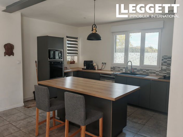 Image No.3-2 Bed House for sale