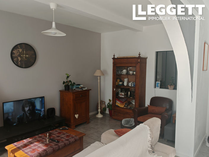 Image No.6-2 Bed House for sale