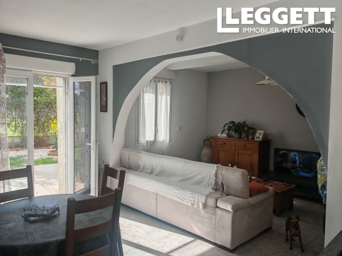 Image No.7-2 Bed House for sale