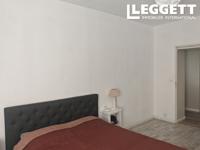 Image No.9-2 Bed House for sale