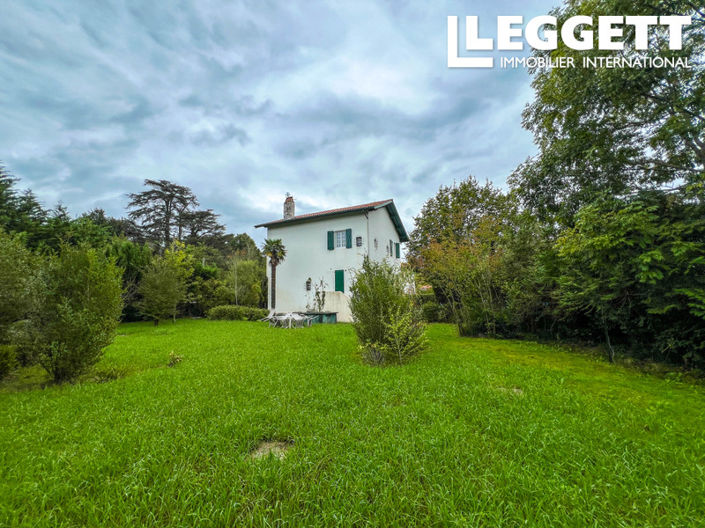 Image No.3-5 Bed House for sale