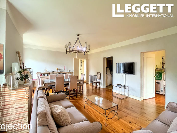 Image No.5-5 Bed House for sale