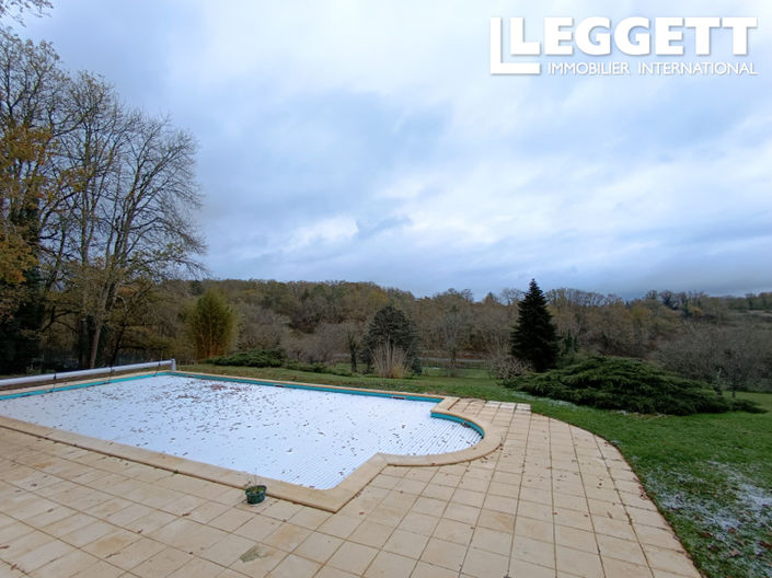 Image No.2-4 Bed House for sale