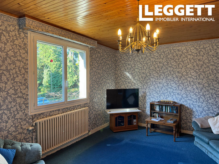 Image No.4-2 Bed House for sale