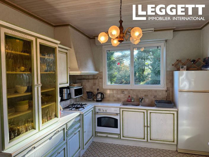 Image No.6-2 Bed House for sale