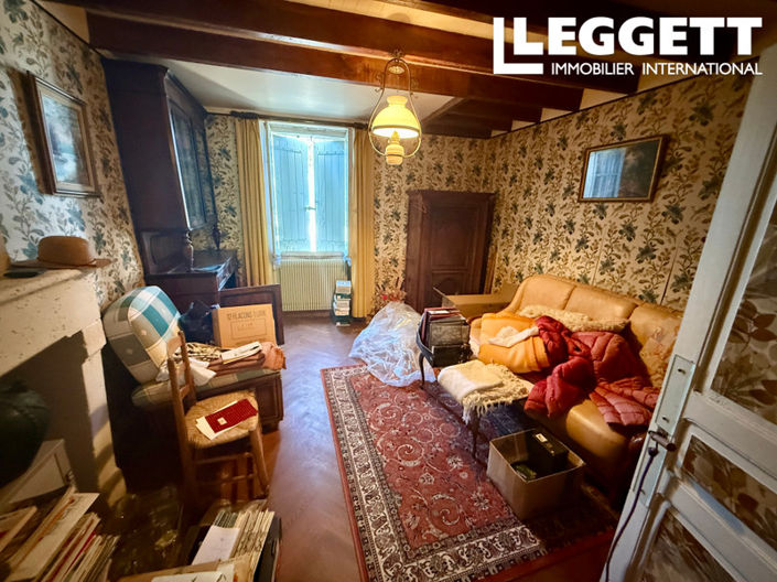 Image No.6-6 Bed House for sale