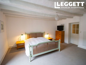 ahr0chm6ly9jzg4uagvzdglhlmltbw8vaw1hz2uvvevom