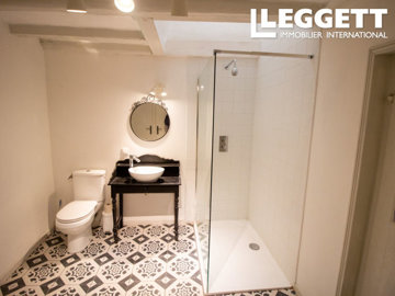 ahr0chm6ly9jzg4uagvzdglhlmltbw8vaw1hz2uvvevom