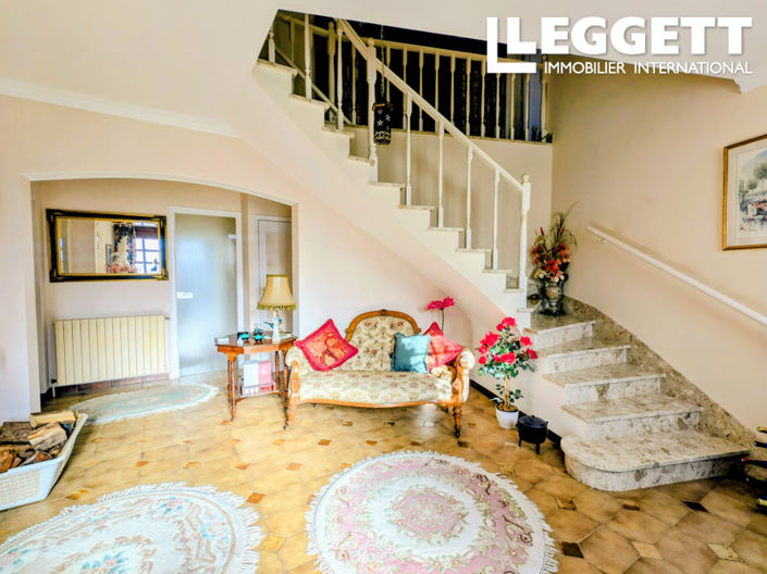 Image No.5-4 Bed House for sale