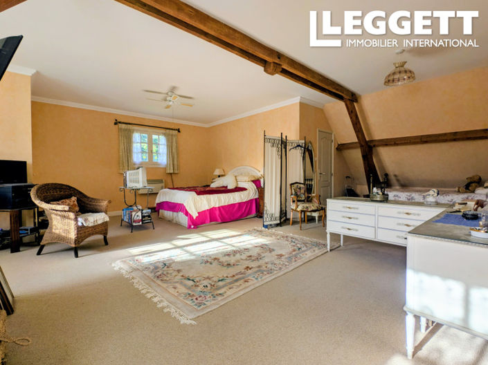 Image No.7-4 Bed House for sale