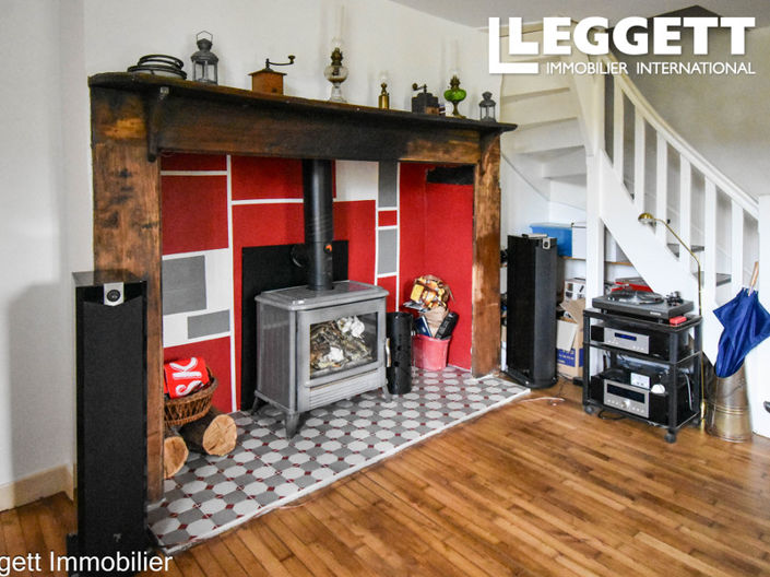 Image No.6-5 Bed House for sale