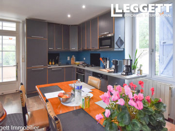 ahr0chm6ly9jzg4uagvzdglhlmltbw8vaw1hz2uvvevom