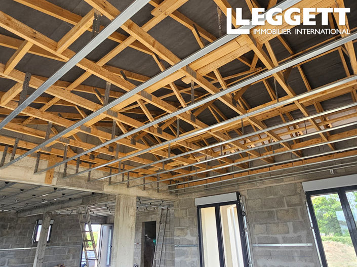 Image No.7-House for sale