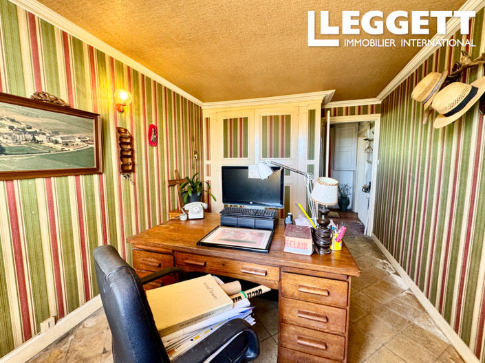 Image No.10-5 Bed Chateaux for sale