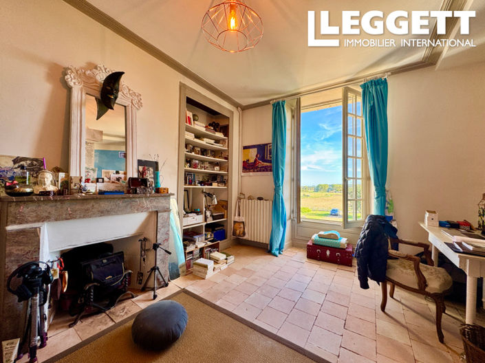 Image No.5-5 Bed Chateaux for sale