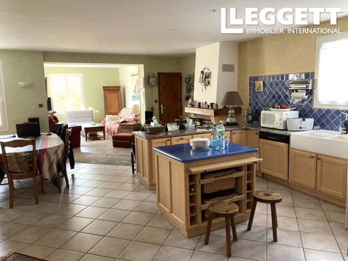 Image No.4-3 Bed House for sale