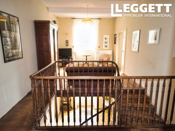 Image No.10-4 Bed House for sale