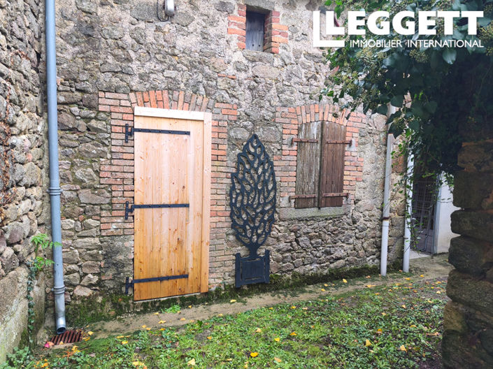 Image No.10-1 Bed House for sale