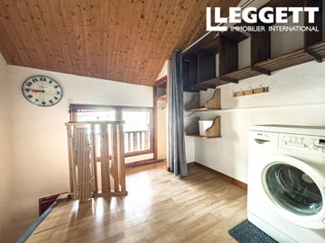 ahr0chm6ly9jzg4uagvzdglhlmltbw8vaw1hz2uvvevom