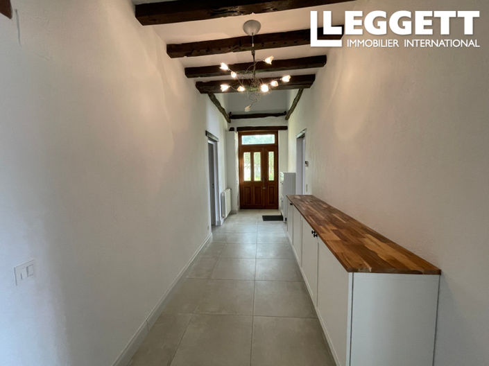 Image No.10-3 Bed House for sale