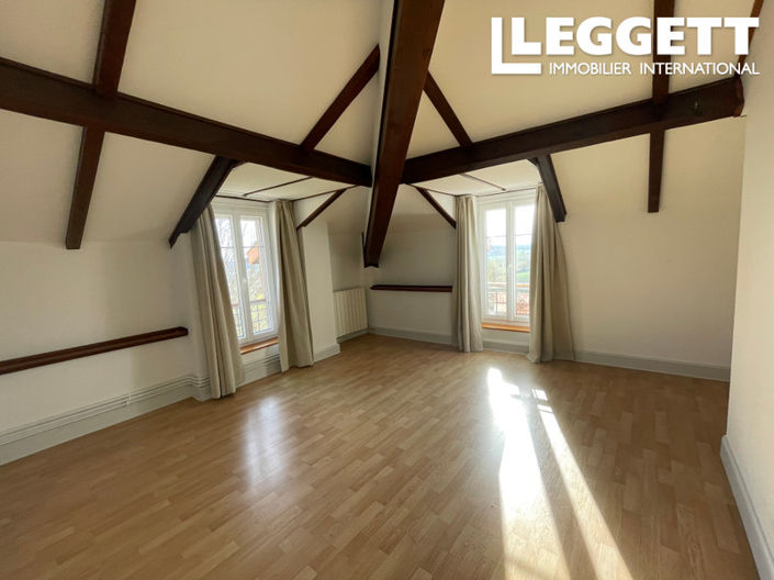 Image No.6-3 Bed House for sale