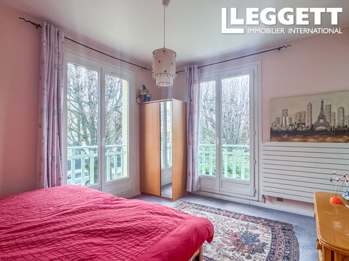 Image No.9-Maison de 7 chambres à vendre à Saint-Maur-des-Fossés