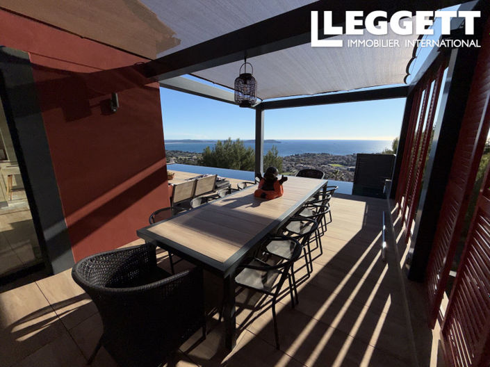 Image No.2-4 Bed House for sale