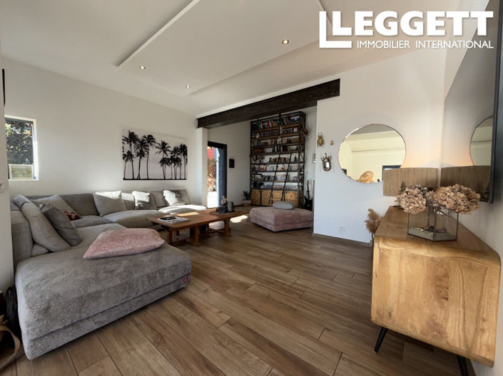 Image No.4-4 Bed House for sale