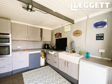 ahr0chm6ly9jzg4uagvzdglhlmltbw8vaw1hz2uvvevom