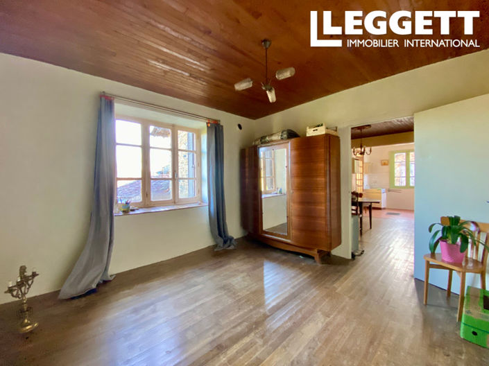 Image No.4-1 Bed House for sale