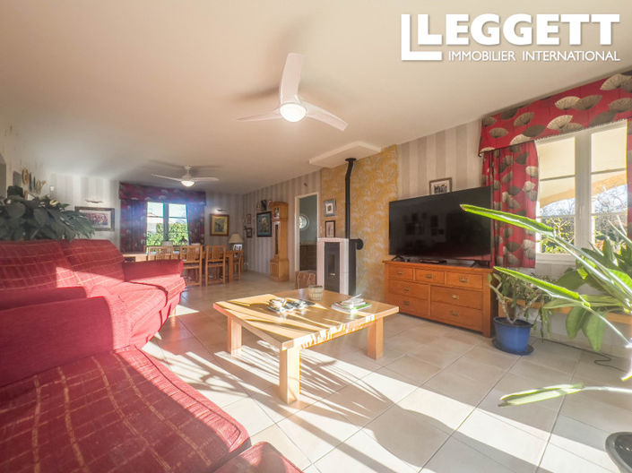 Image No.7-4 Bed House for sale