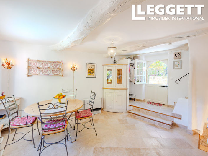 Image No.10-2 Bed House for sale