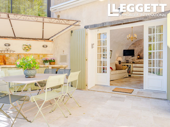 Image No.8-2 Bed House for sale