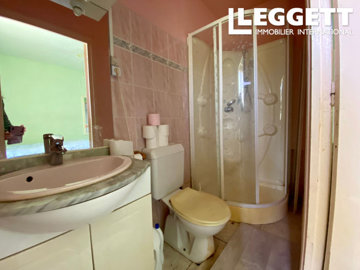 ahr0chm6ly9jzg4uagvzdglhlmltbw8vaw1hz2uvvevom