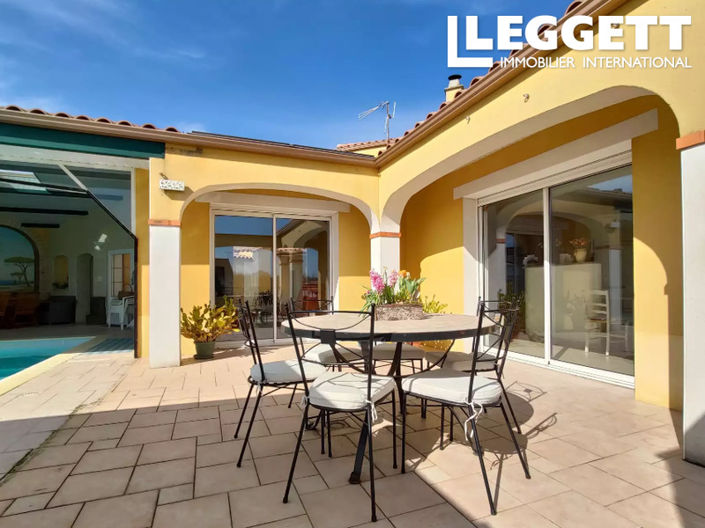 Image No.10-3 Bed House for sale