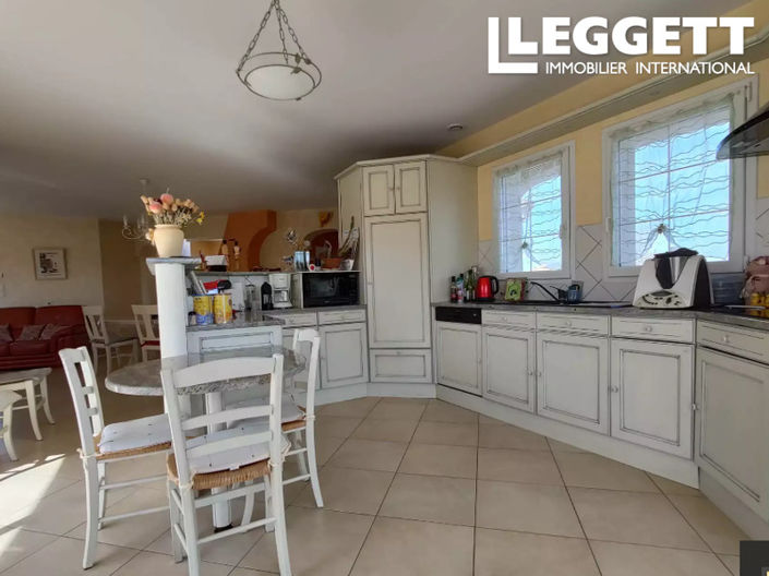 Image No.5-3 Bed House for sale