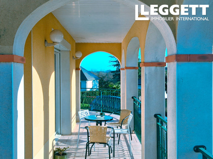 Image No.6-3 Bed House for sale