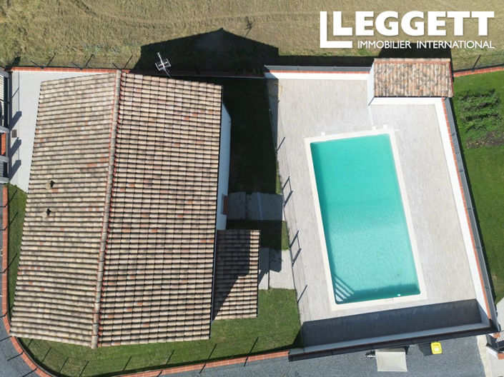 Image No.2-4 Bed House for sale