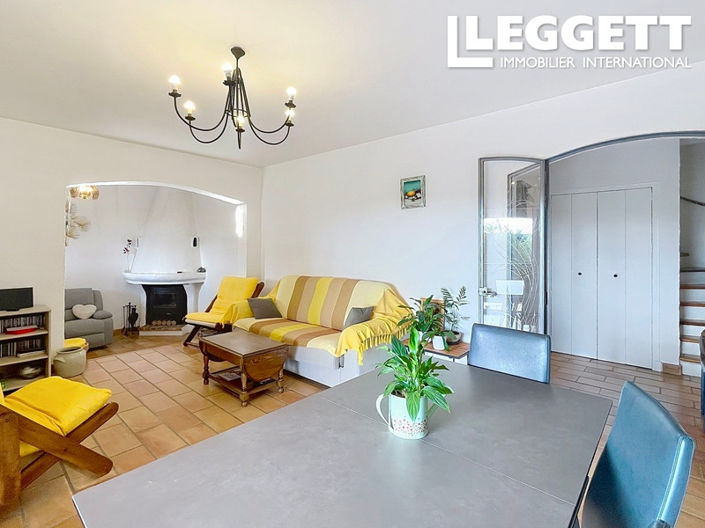 Image No.7-3 Bed House for sale