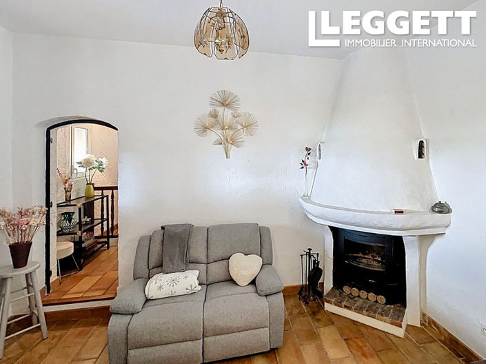 Image No.8-3 Bed House for sale