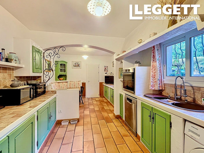 Image No.9-3 Bed House for sale